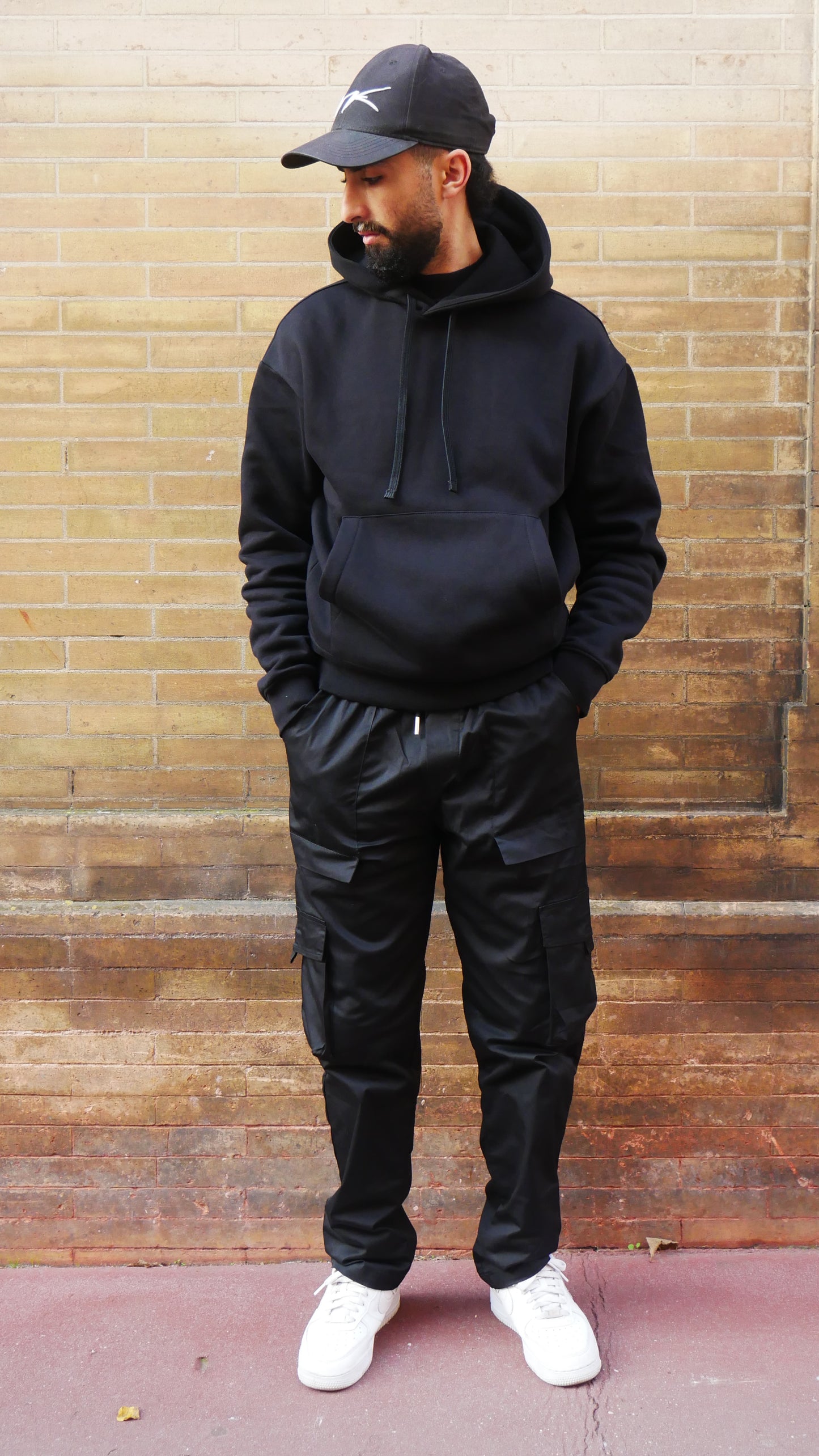 Cargo Lifestyle - Black